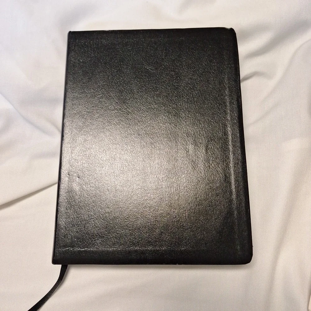 Biblia Pastoral de Estudio de Apologetica RV1960‎ imit piel negro Spanish Study